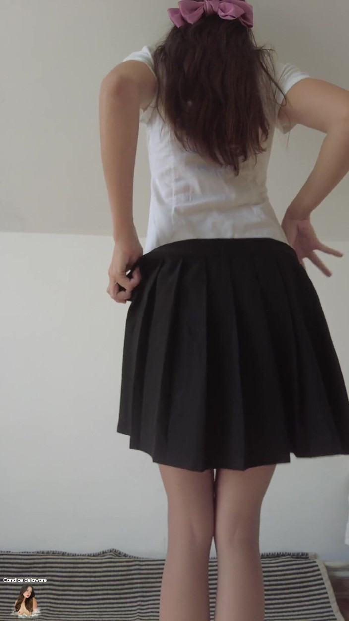 CandiceDelaware: นักเรียนถูกจับได้ทำ TikTok 18+
