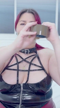 Gag Challenge Extrem: Laceys lager gag orgasm