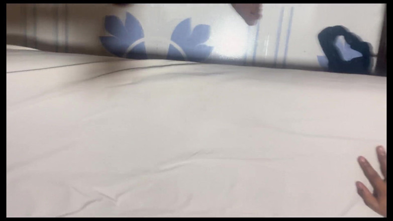 NikiRathod: 젖탱이와 오럴과 손가락으로 그녀를 존나게 따먹어