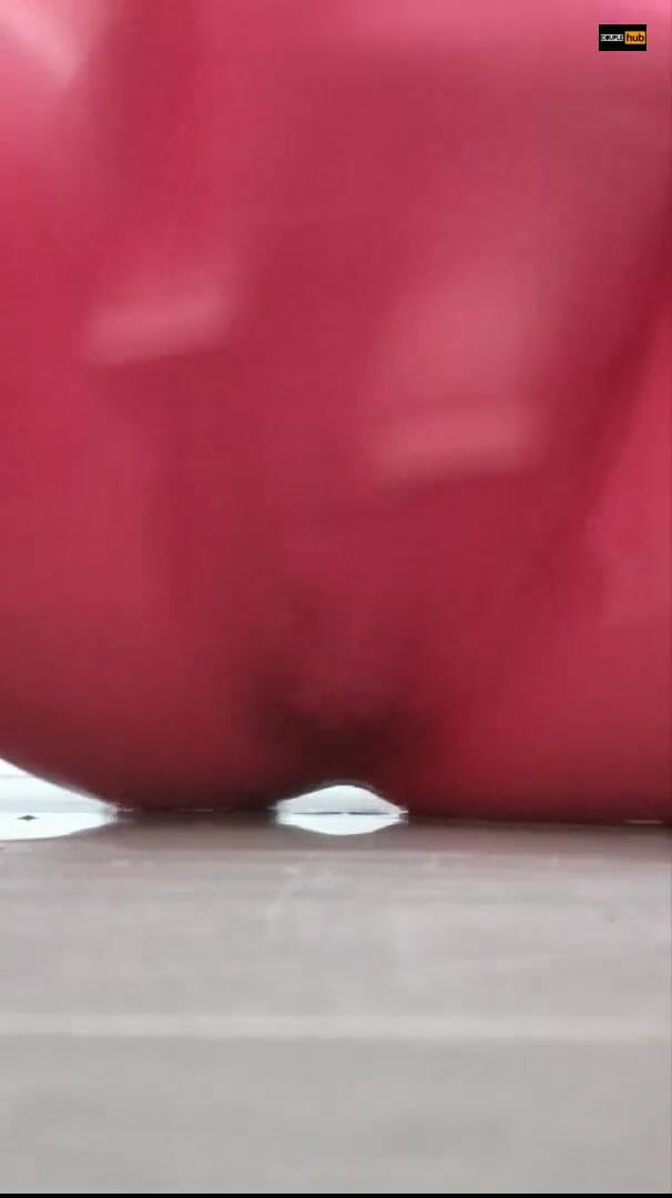 Lacey-lee: BIG SQUIRT!!! In Red Seamless Pantyhose