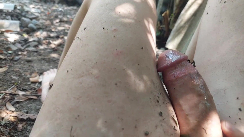 Kitty_Cross: Petite jupe, grosse humeur