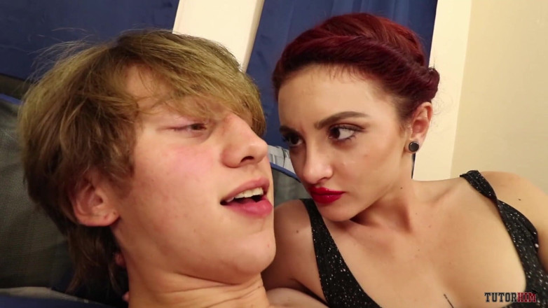 Tutor Him: Lola Fae randen collegelul tot enorme cumshot