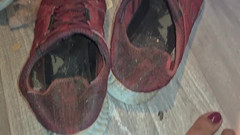 Simp to my ebony feet: moji špinaví staří trenéři