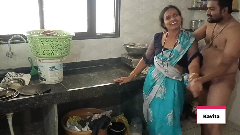 Kavita _zawazawi: Desi Indian Kavita Pokojówka jebanie z właścicielem domu Tatya w...