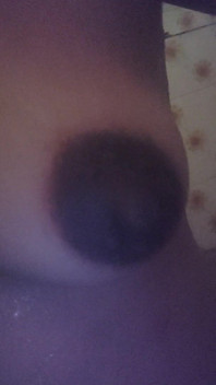 Sexy milf indiana si sditalina e piscia