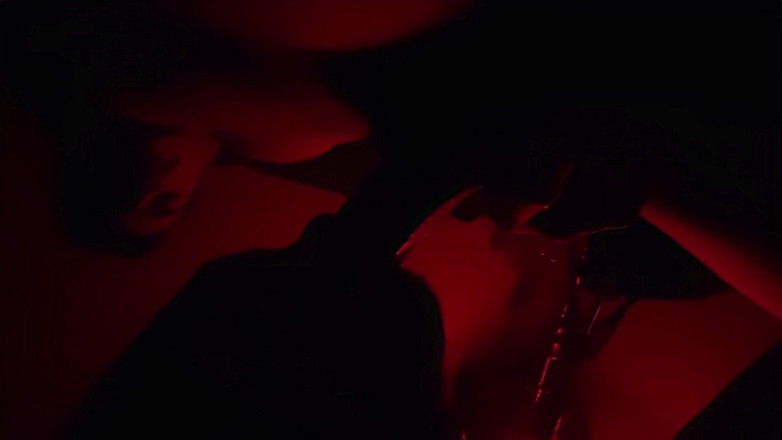 Texas-Toxicos: Ciucciare un latino dotato nella mia stanza rossa