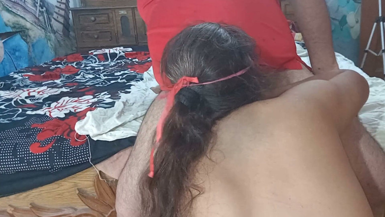 AnnielLo: In Corner Blowjob to Her Boyfriend in the Hotel Hallway