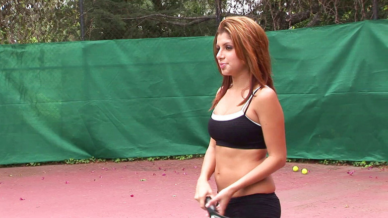 CBD Media: Wunderschönes heißes teen alexandra rose wird von ihrem trainer hart...