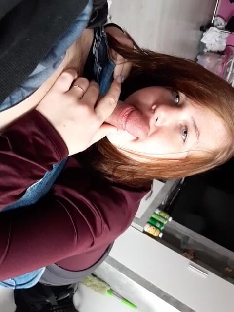 Couple18and38: 여자친구가 머리를 줍니다