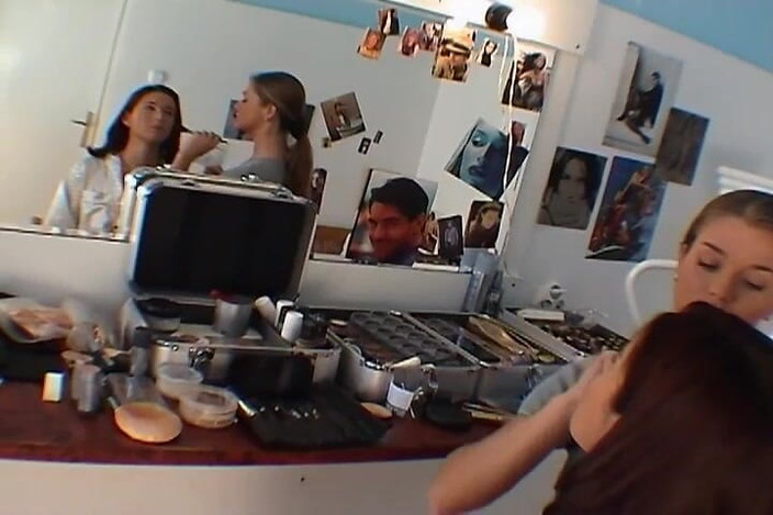 ATK Archives: 女同。