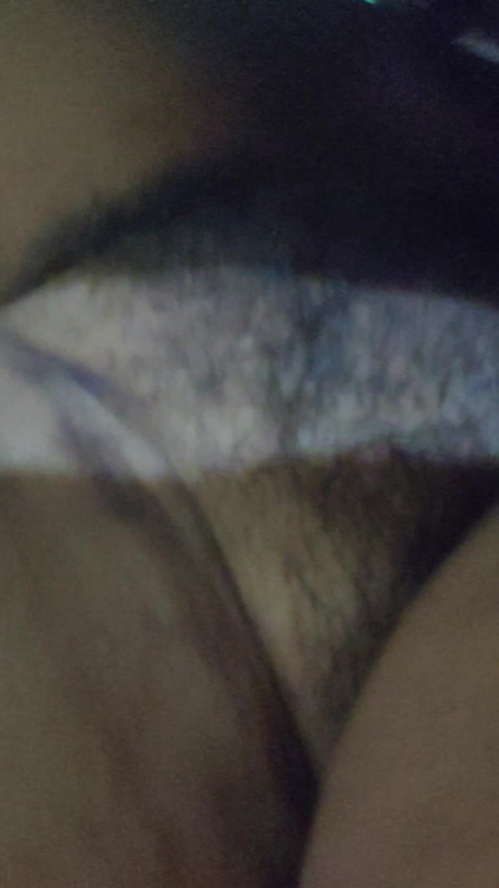 Porn films: Medam principale scopata studentessa universitaria nella sala di cucina
