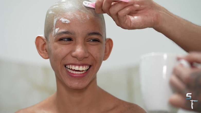 Shave Flix: Claudia
