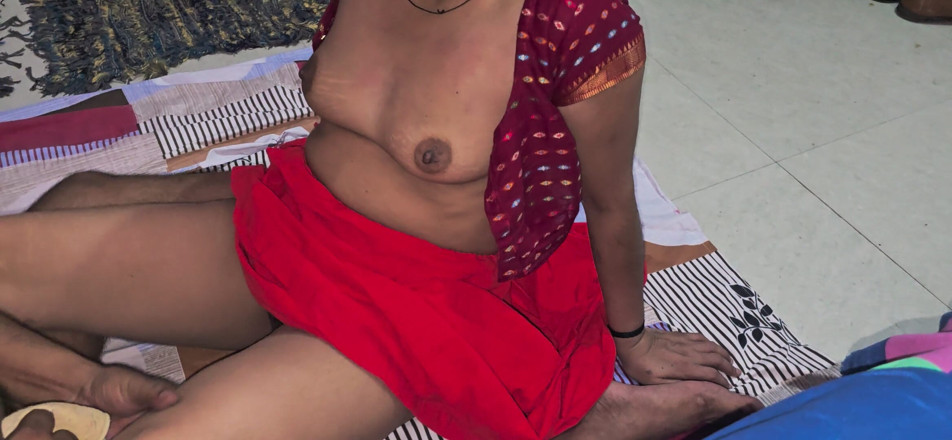 sexysummee: Horney Wife