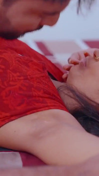 Sexo lusty bhabhi precisa de diversão sexual de seu cunhado na noite