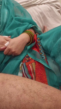 vaasna ne aanti ke pyar se mulaakaat ki
