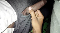 GlassCenterline86: 在毯子上，孤独的继兄弟拒绝了，所以毯子被吃掉了