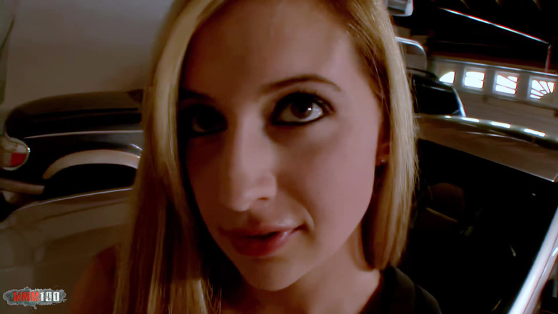 Porn-World: Ranae Morgan: Jízda místním ptákem pro blonďatou Ranae Morgan svázanou...