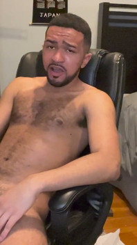 Eerste keer gebruik van vibrerende masturbator stroker