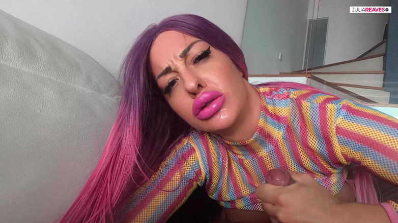 WetCathy: Latina cavalga o pau grande com seus peitos grandes
