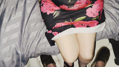 sexalko: मैंने अपनी सौतेली मम्मी से लड़कियों की समस्याओं के बारे में शिकायत की, और उसने मुझे जांचा! मैं उसकी पैंटीज पर वीर्य निकालता हूं