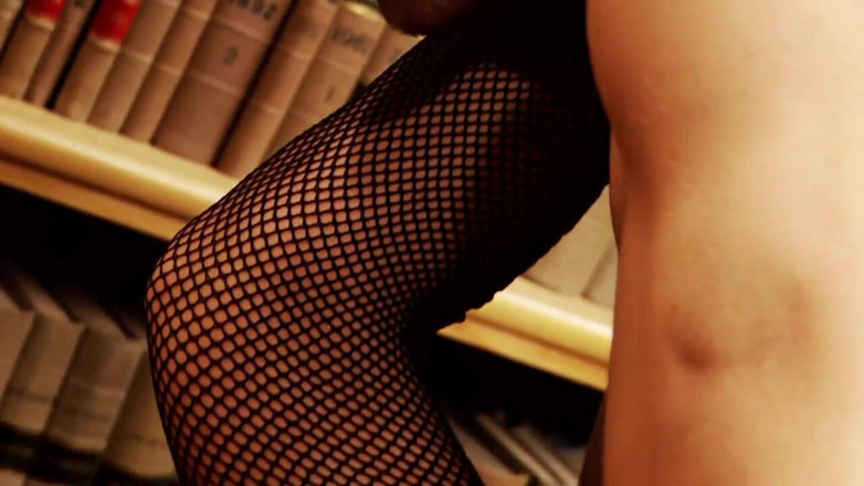 Fuck And Go: Seks ghairah di perpustakaan
