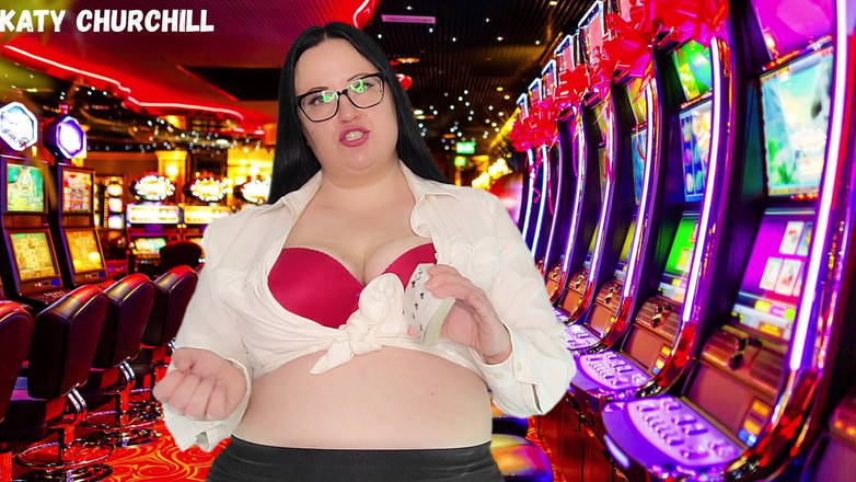 Katy Churchill: 胖美女赌场经销商用纸牌游戏控制你的鸡巴
