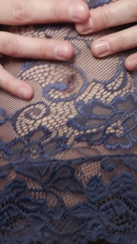 Aanbid elke centimeter van mij met Sinn Sage