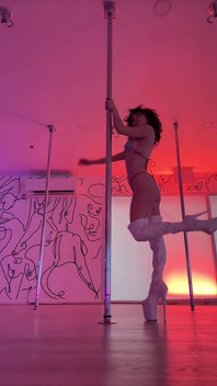 Pole Dancing