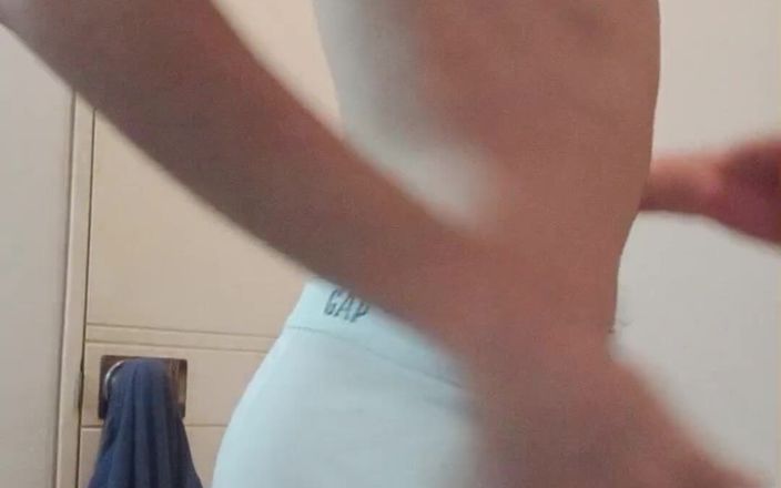 Esteban Williams: Bielizna Twink Przymierzaj