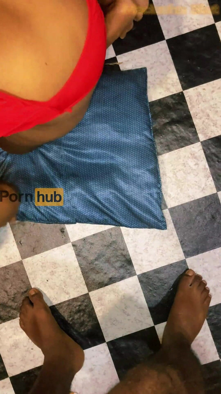 Tiyana: Uncel हमारे घर जाती है और मेरे सभी छेदों को चोदती है