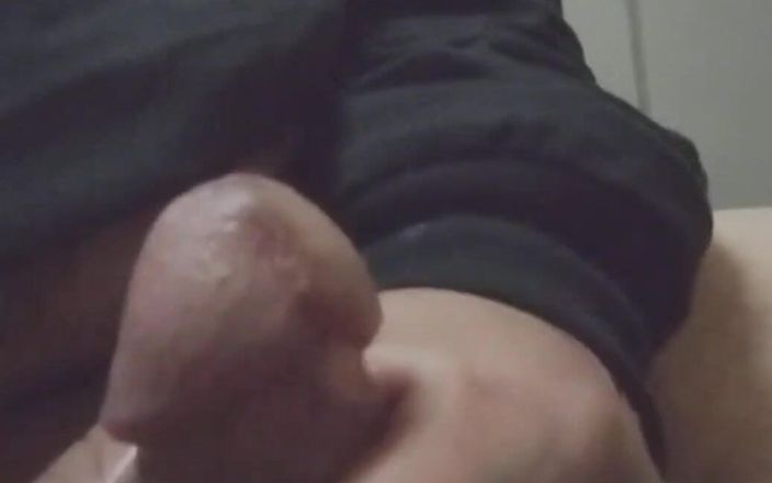 MadDick666: I ett offentligt toalett