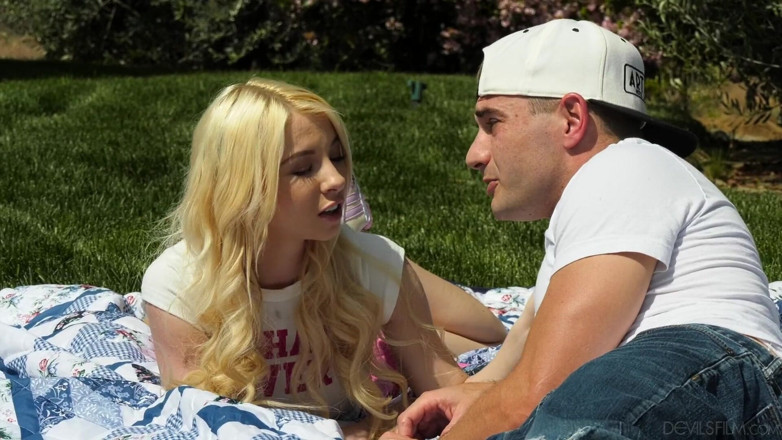 Out Of The Family: Stepsibling Fuck Between Hot Teen Kenzie Reeves and Her Stepbro
