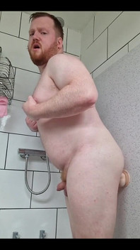 Jeu avec un trou après la douche