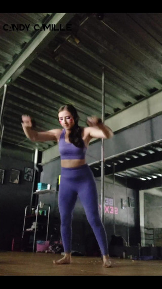 Candy Camille: Откидный