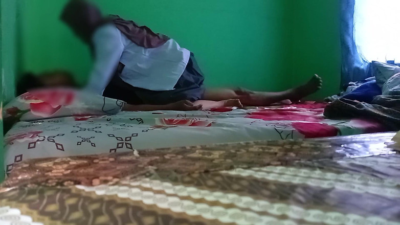 Famly sex: Teenage Desi Girl 