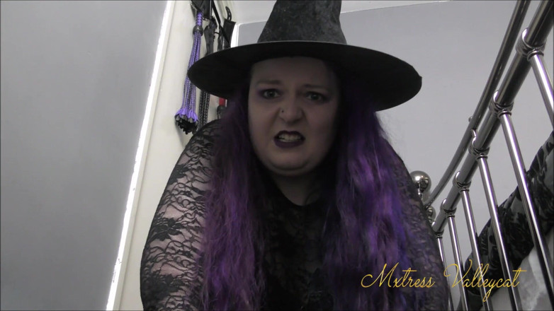 Mxtress Valleycat: Shrinking you to steal your kingdom