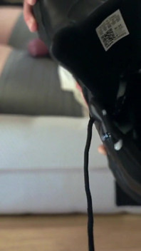Pancutan mani ke dalam Adidas saya gsg 9 but