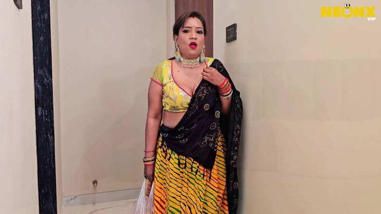 NeonxOTT: Big Boobs Indian Bahu Fucks with Her Old Sasur