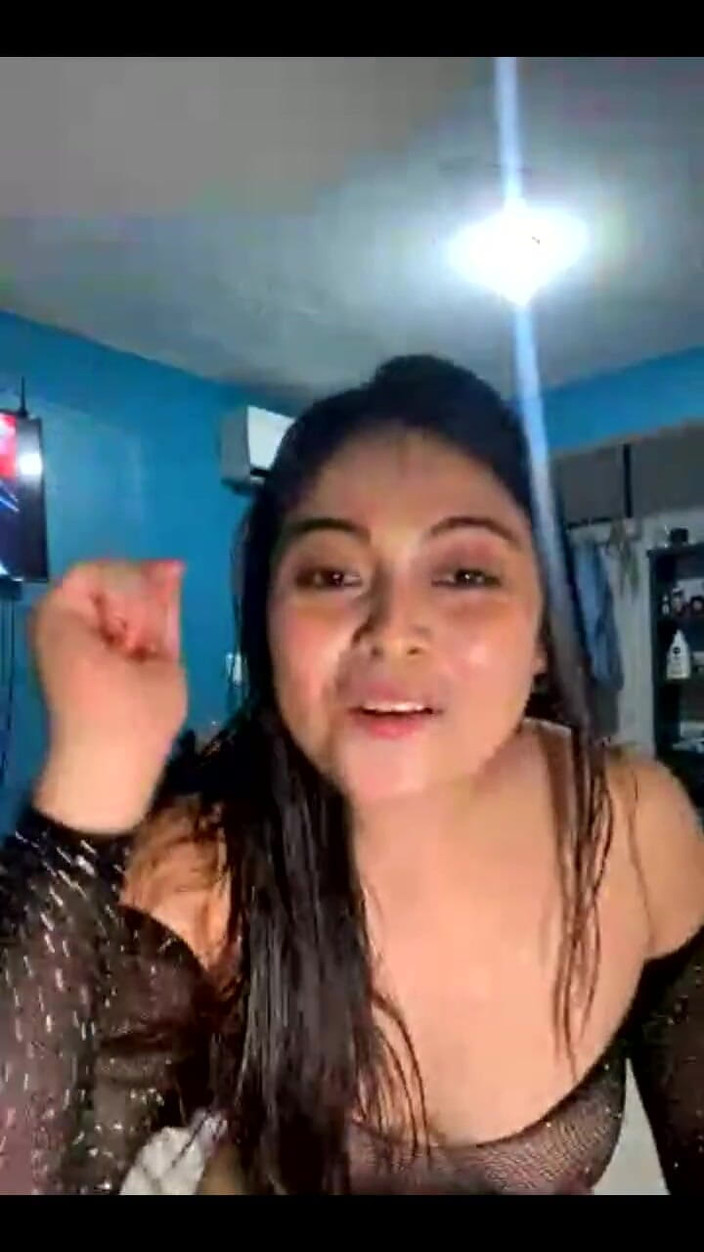 camicamilahotwife: ラテン系のおっぱい