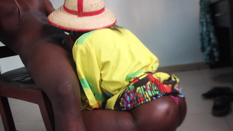 Itxbush: Máy Bay Bà Già Hồi Giáo Fulani Được Chia Sẻ Sau...