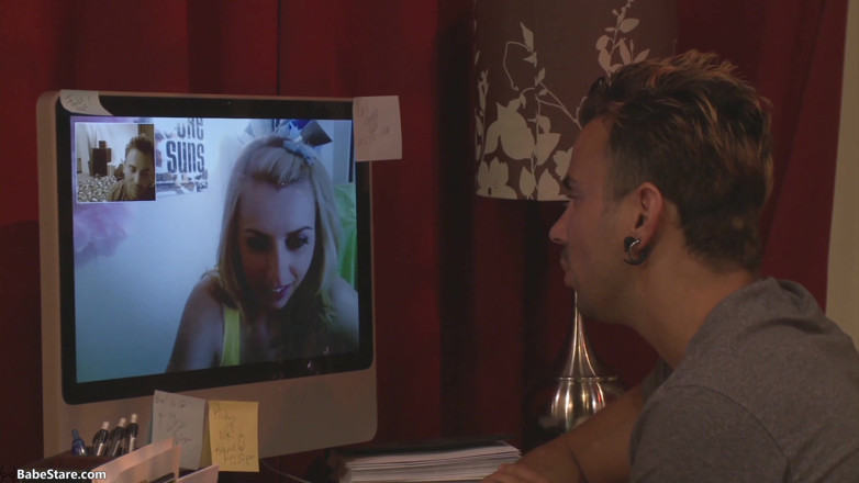 Babe Stare: Zum ersten mal persönliches treffen wird zu instant-sex