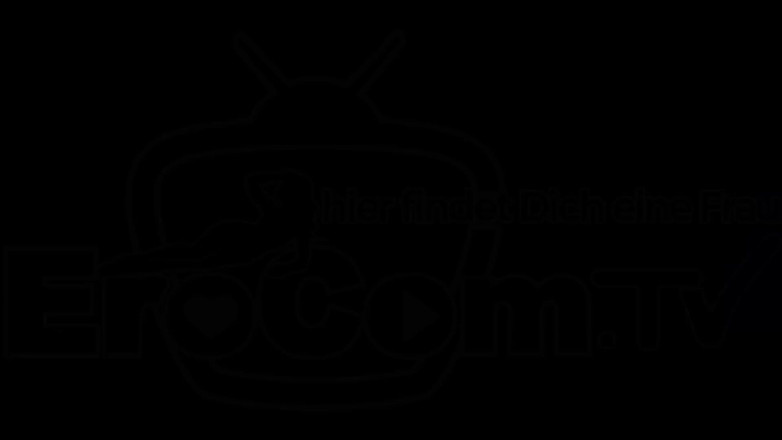 EroCom: Alman amatör porno oyuncu seçmelerinde kanepede sikişiyor