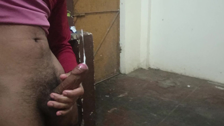 Brijesh 270: सौतेला भाई अकेले हस्तमैथुन कर रहा है