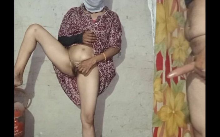 Kumari1996: गांव की भारतीय भाभी ने मुझे चोदा