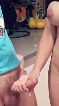Creampie tidak sengaja tetapi dia masih mahukan pancutan muka juga! Samantha Flair