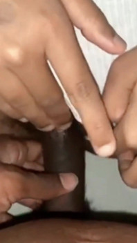 Une belle Indienne se fait baiser par un virus avec sa belle-mère, audio en hindi