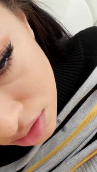 Ganz natürliche dicke titten scarlett bloom, super heißes ebenholz kann ficken und hart kommen