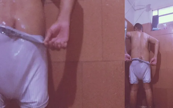 Solobator: Wet Underwear