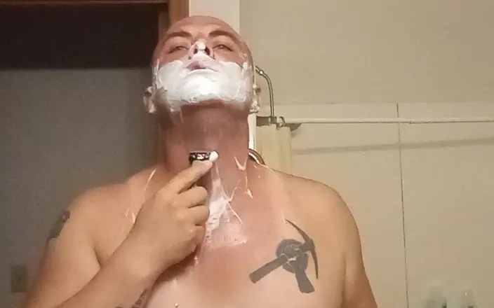 JG Risk: Bathroom shave