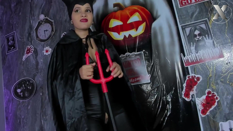 Lesbian Friends: Dildo Fuck Antara Lesbian